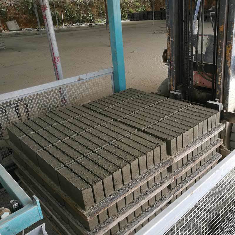 Paver Block Nggawe Machine: Revolutionizing Concrete Machinery ing Industri Manufaktur