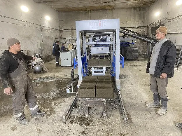 Napa Teknologi Getaran Servo Kunci kanggo Nggawe Blok Beton?